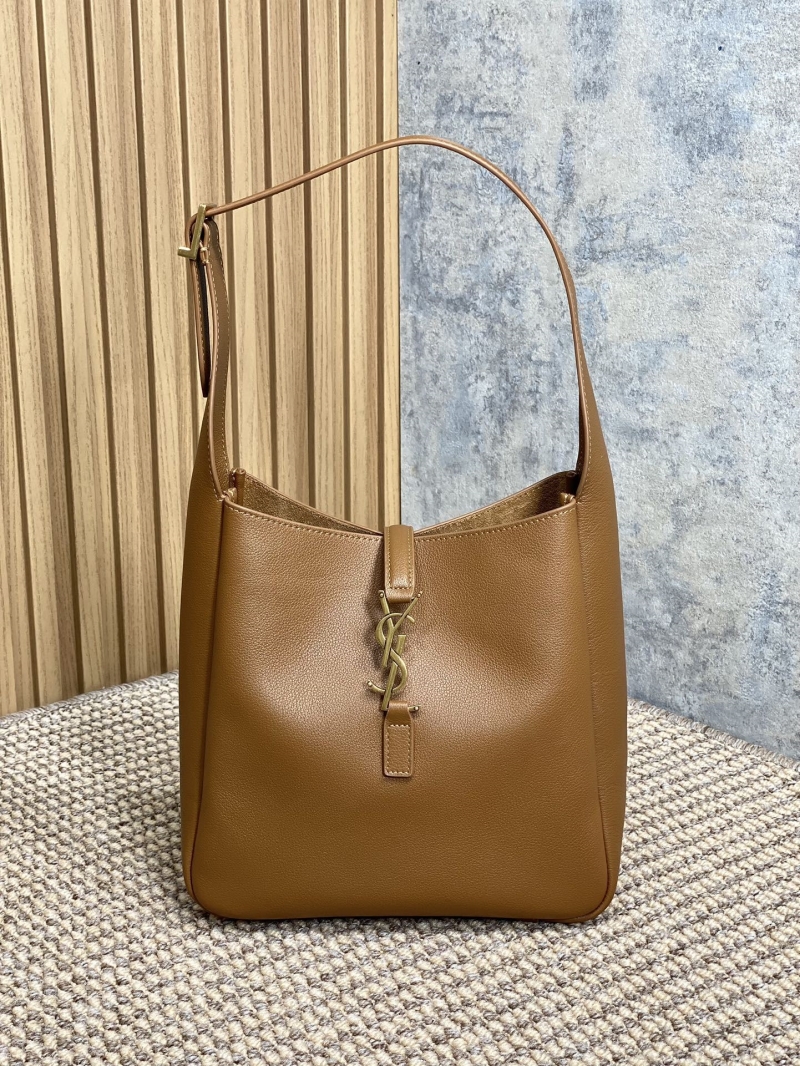 Y51 hobo bags